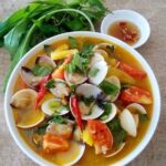 Cách nấu canh ngao chua ngon đơn giản với khế