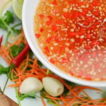 Cách pha nước mắm chấm cho món chả giò